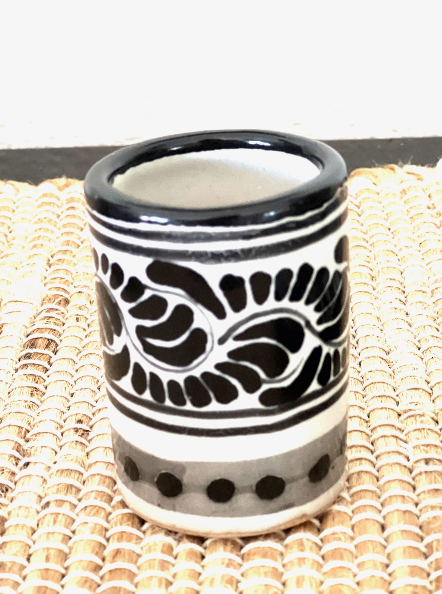 Beautiful Talavera Mezcal Set: Bottle, 4 Shooters, Salt Shaker, and Serving Tray image 5