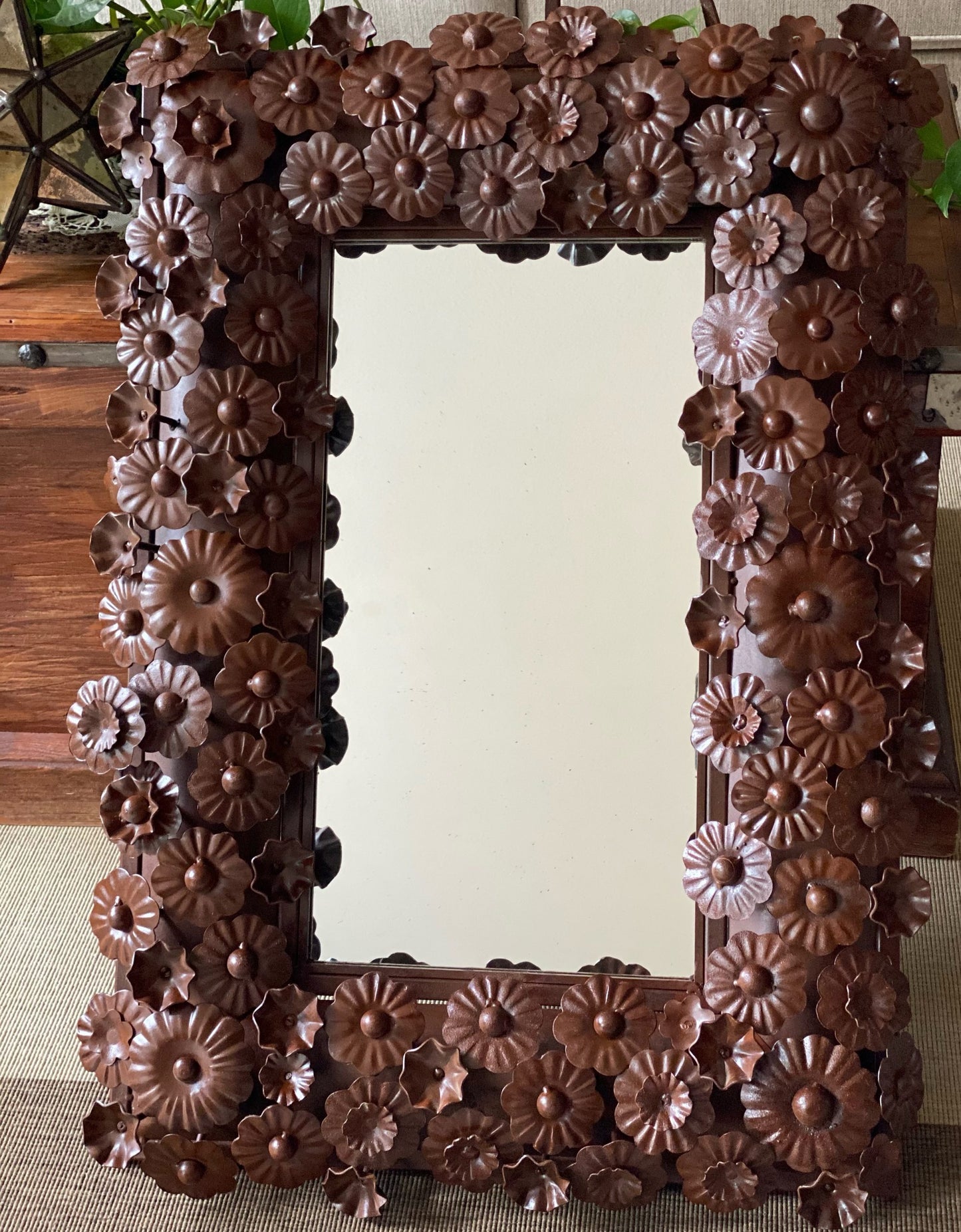 Beautiful Flores Iron Plate Mirror 1 image 2